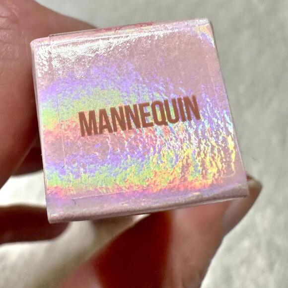 NIB Jeffree Star Supreme Full Pigment Lip Gloss Mannequin Full Size 5.10ml - Picture 4 of 8